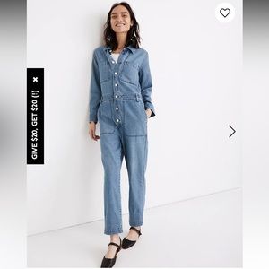 2021 Madewell Denim Relaxed Coverall Jumpsuit Size Large in Glenroy Wash